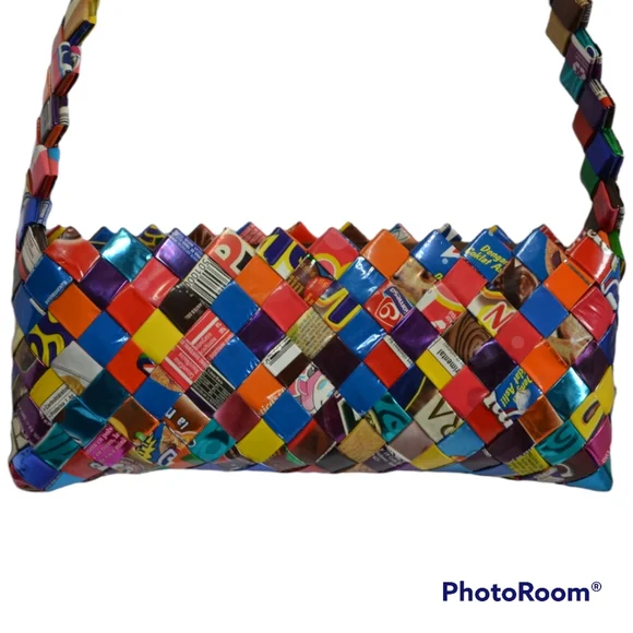 Like new Candy Wrapper purse. Recycled candy/gum wrapper - Picture 1 of 15